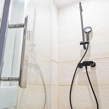 Magnifique T4 A 5 Min De Lille-centre Apartamento Lila